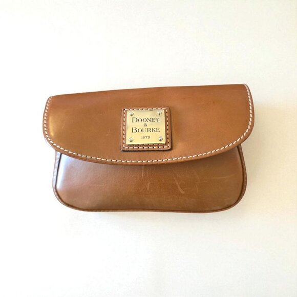 Dooney & Bourke Brown Leather Mini Pouch Clutch Logo Plate Vintage Y2K - Picture 1 of 14
